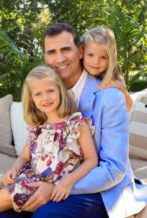 西班牙网红夫妇瓜在那吃,揭秘西班牙网红夫妇的美食之旅  第2张